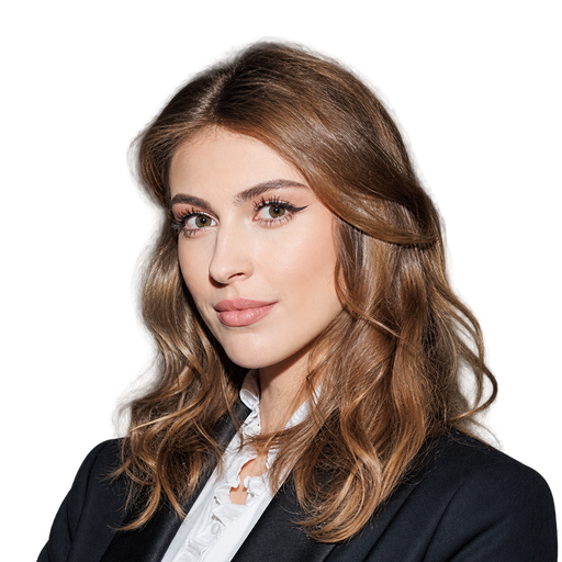 Алина Какичева